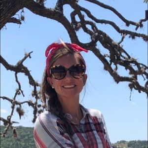 Meet your Posher, Natalie